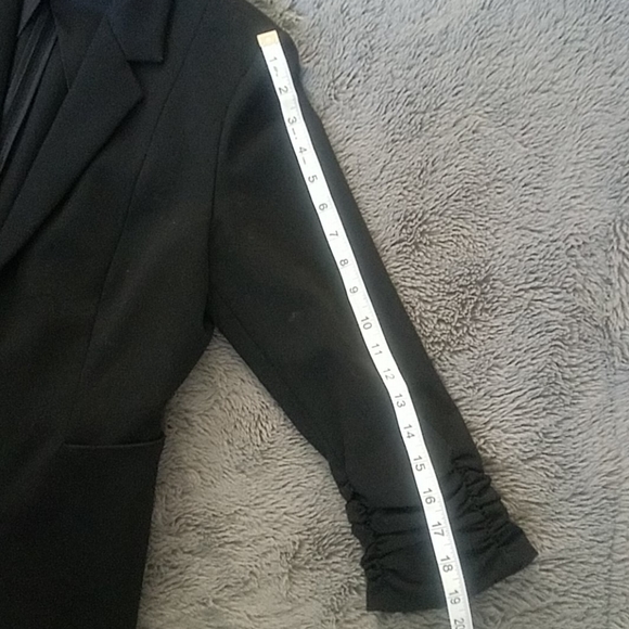 Express Blazer - Picture 6 of 6